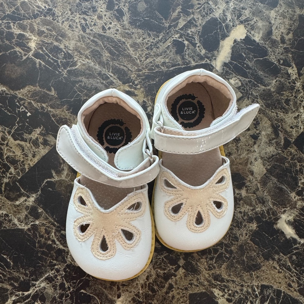 ‼️SOLD‼️Livie & Luca White Mary Jane Dress Shoes with Floral Cut-Outs